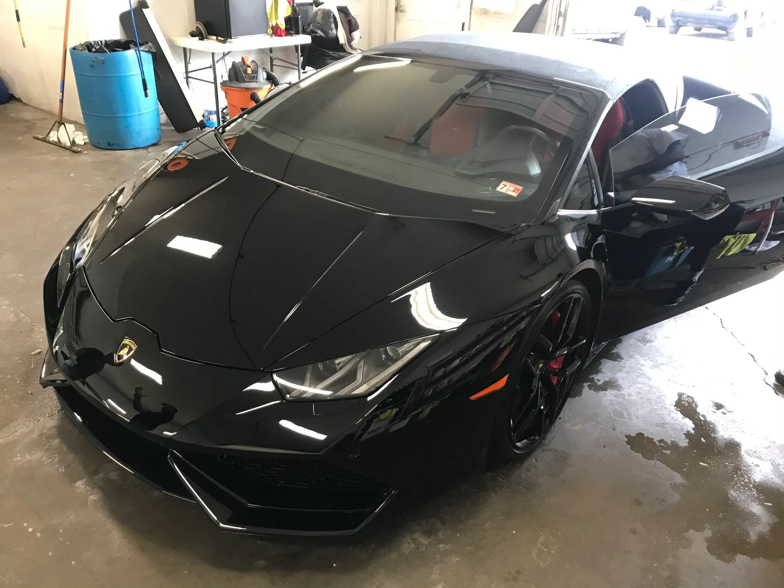 finished black lamborghini huracan